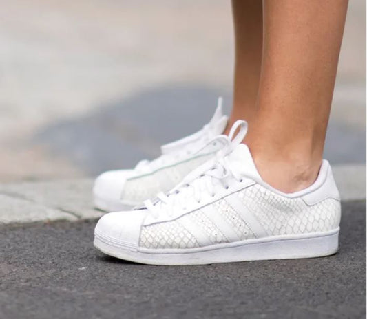 The Ultimate Guide to Choosing the Best Sneakers for Women