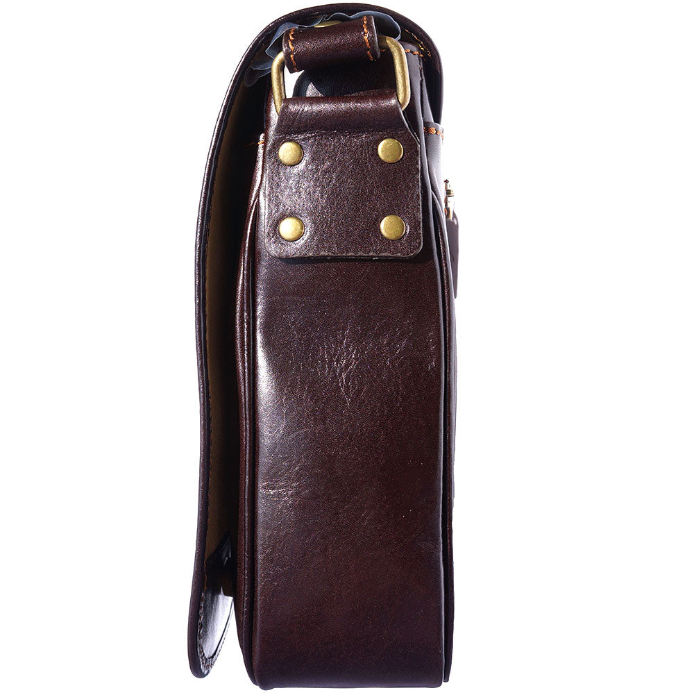 Christopher MM Messenger bag in cow leather